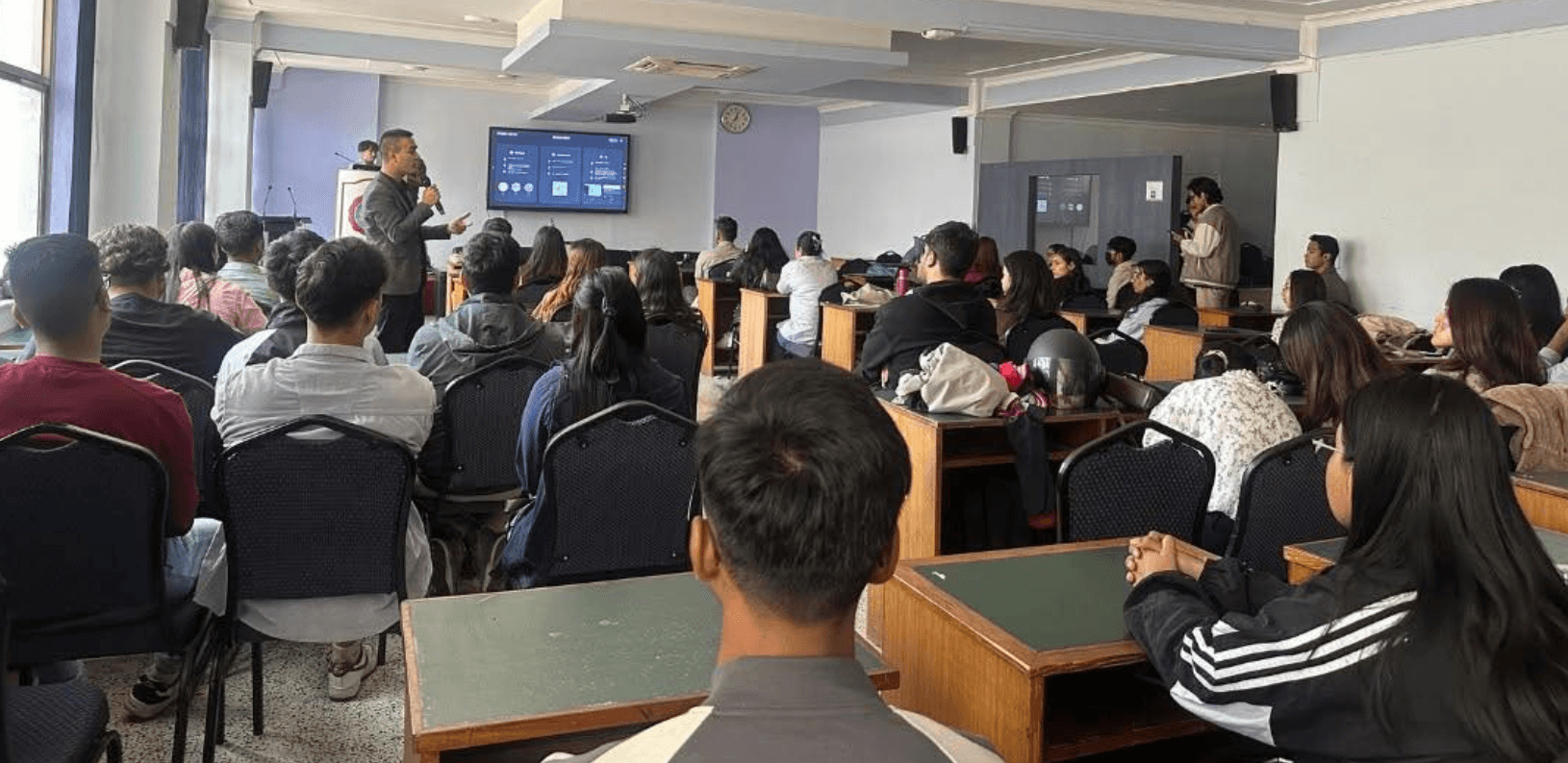 Mastering Job Interviews – A Leap Toward Career Confidence! 🎤💼